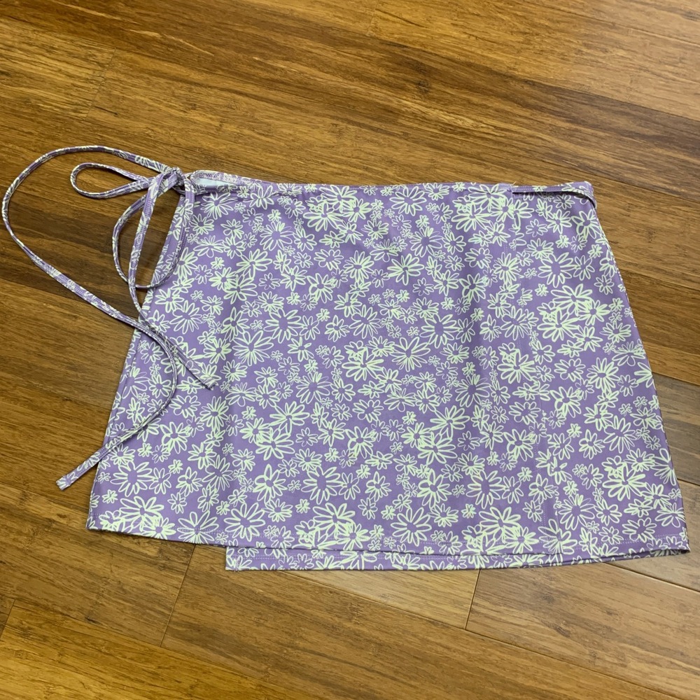 Topshop Purple Floral Print Tie Wrap Mini Skirt Size Medium Swim‎ Coverup Summer